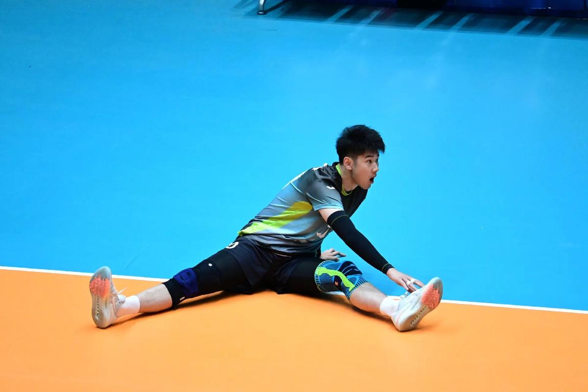 准的长传球 准的长传球