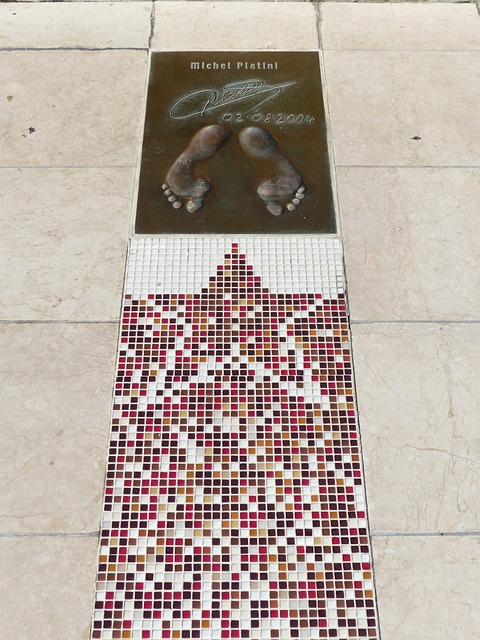 不仅是个人 不仅是个人