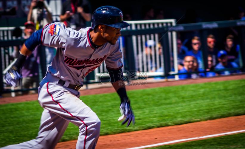 备受瞩目的 备受瞩目的